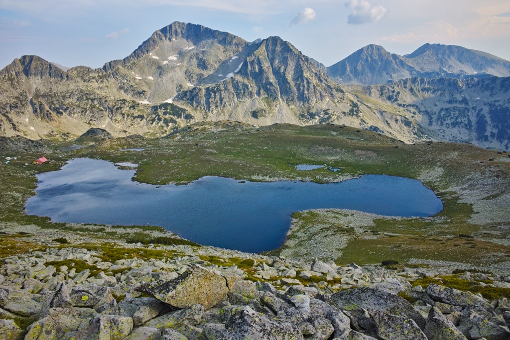 Tevno Lake. Yulen Reserve