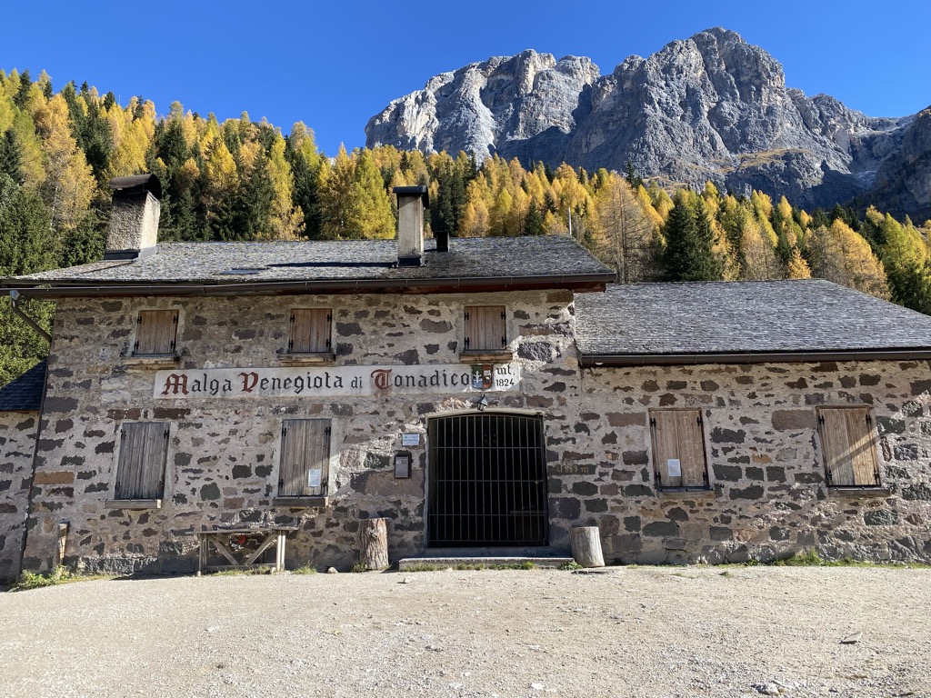agritur-malga-venegiota-2