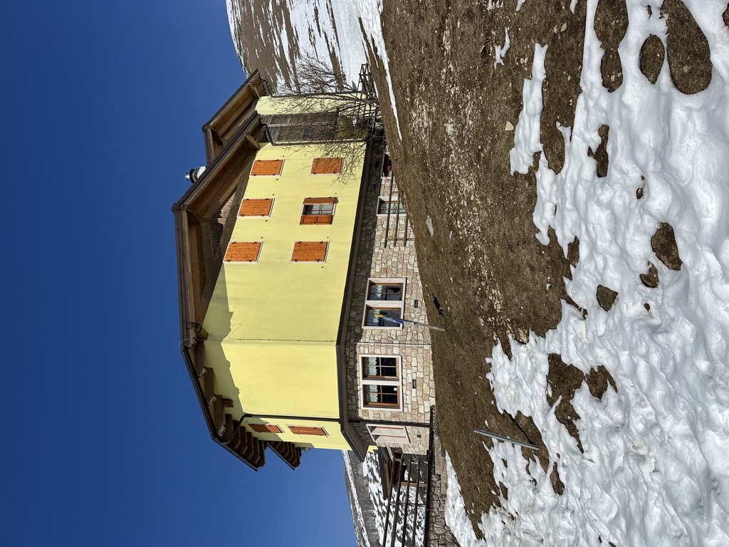albergo-rifugio-graziani