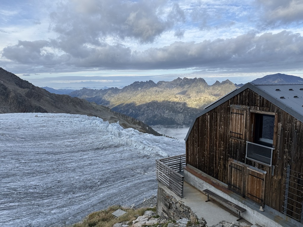 albert-premier-hut-7