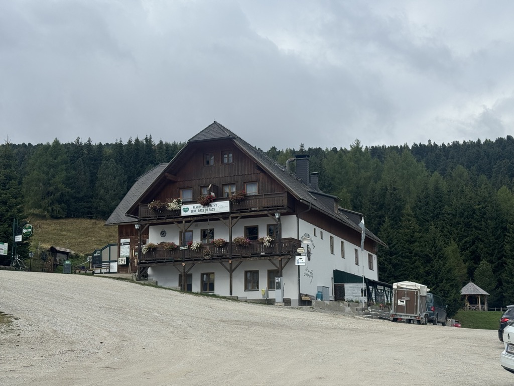 Photo №1 of Alpengasthof Sabathy