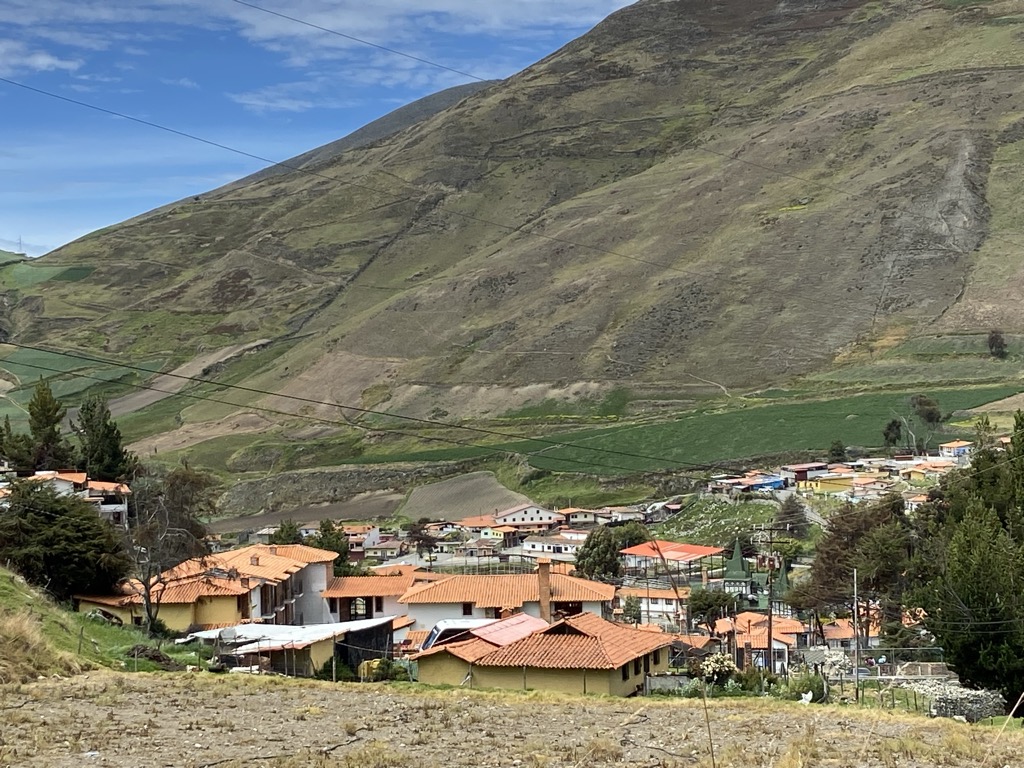Photo №3 of Apartaderos