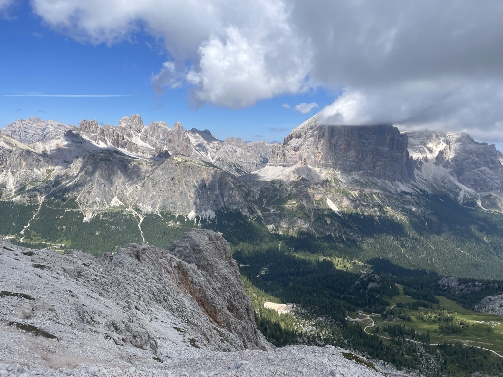 Photo №2 of Averau