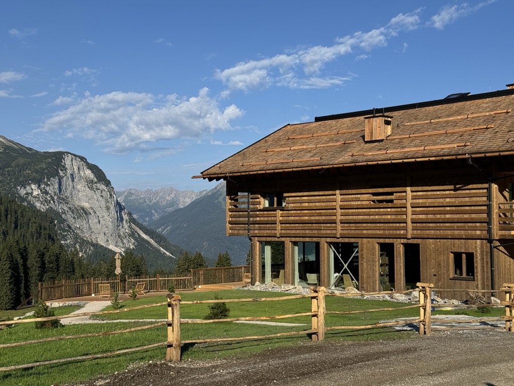 berggasthof-alpengluhn