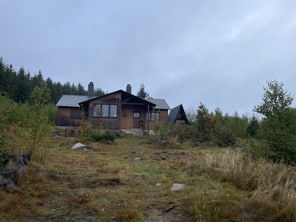 bergwacht-hutte-3