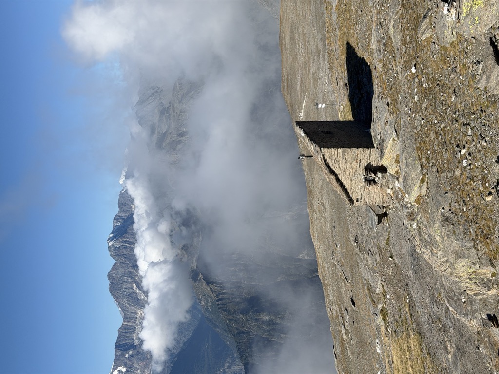 Photo №3 of Bivacco Giovanni Leoni