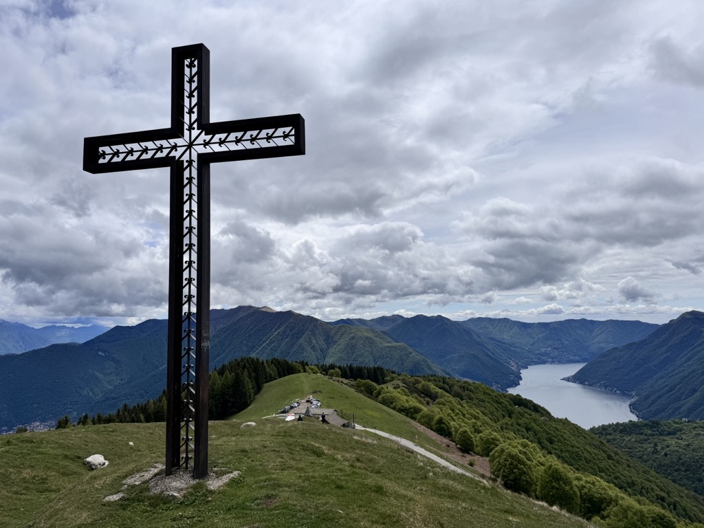Photo №2 of Bocchetta di Colonno