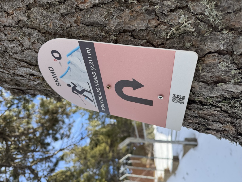 Photo №2 of Bony de les Neres