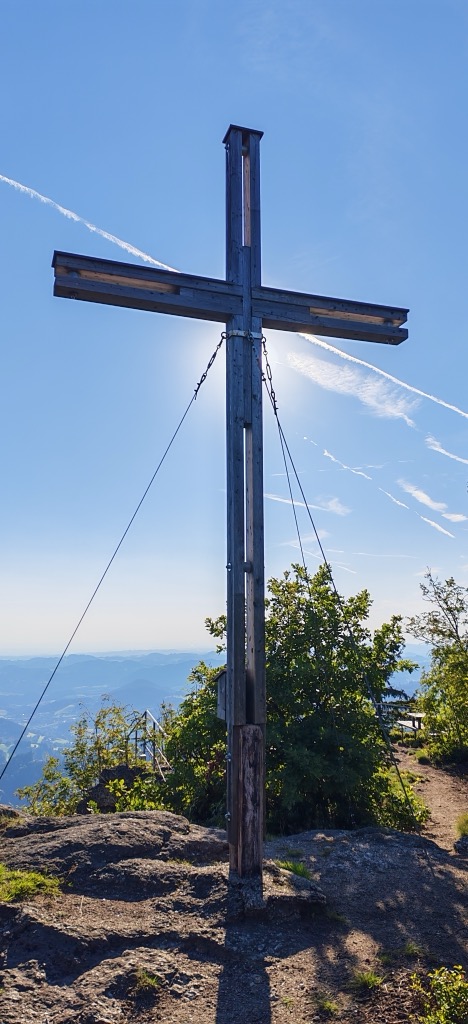 Photo №1 of Burgsteinmauer