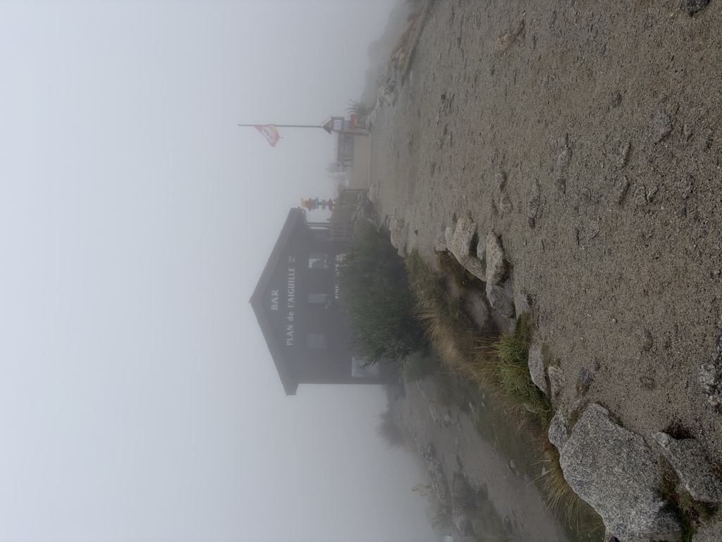 buvette-du-plan-de-l-aiguille-2