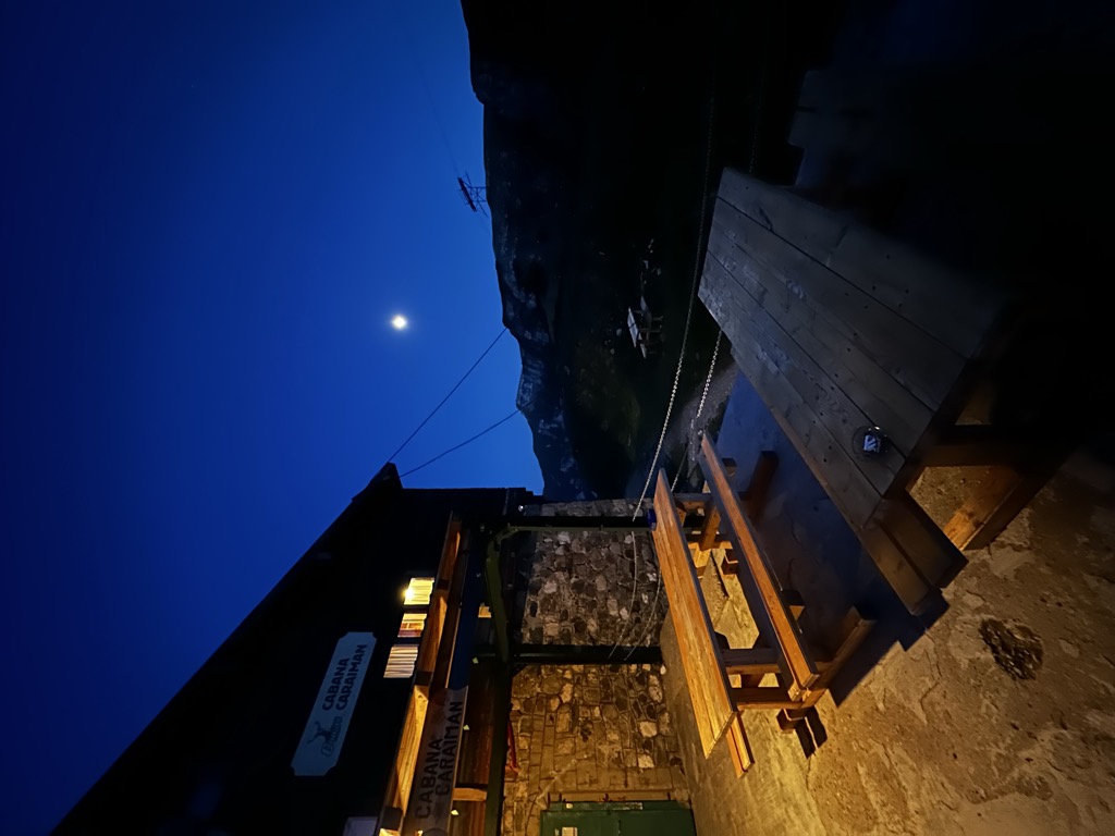 cabana-caraiman-2