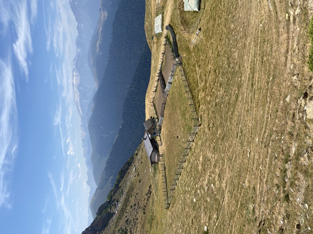 cabane-de-peyrehitte