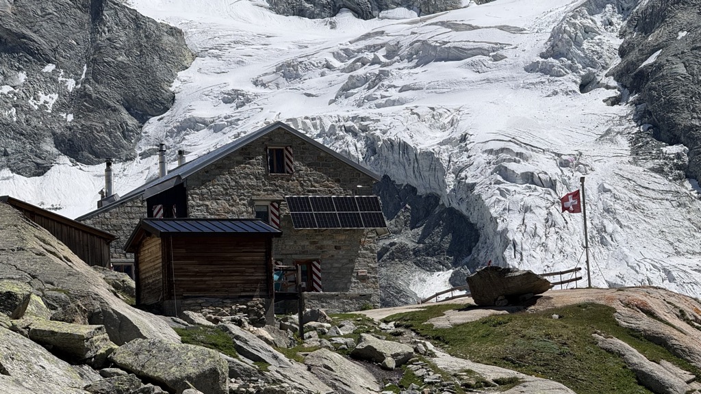 cabane-du-mountet-cas