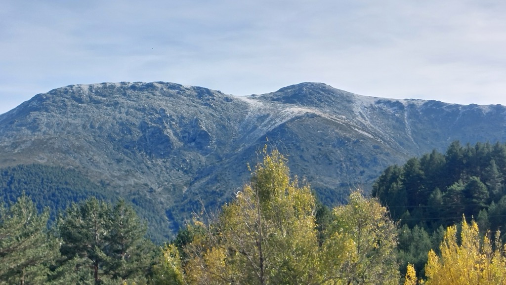 Photo №1 of Cabeza de Hierro Mayor