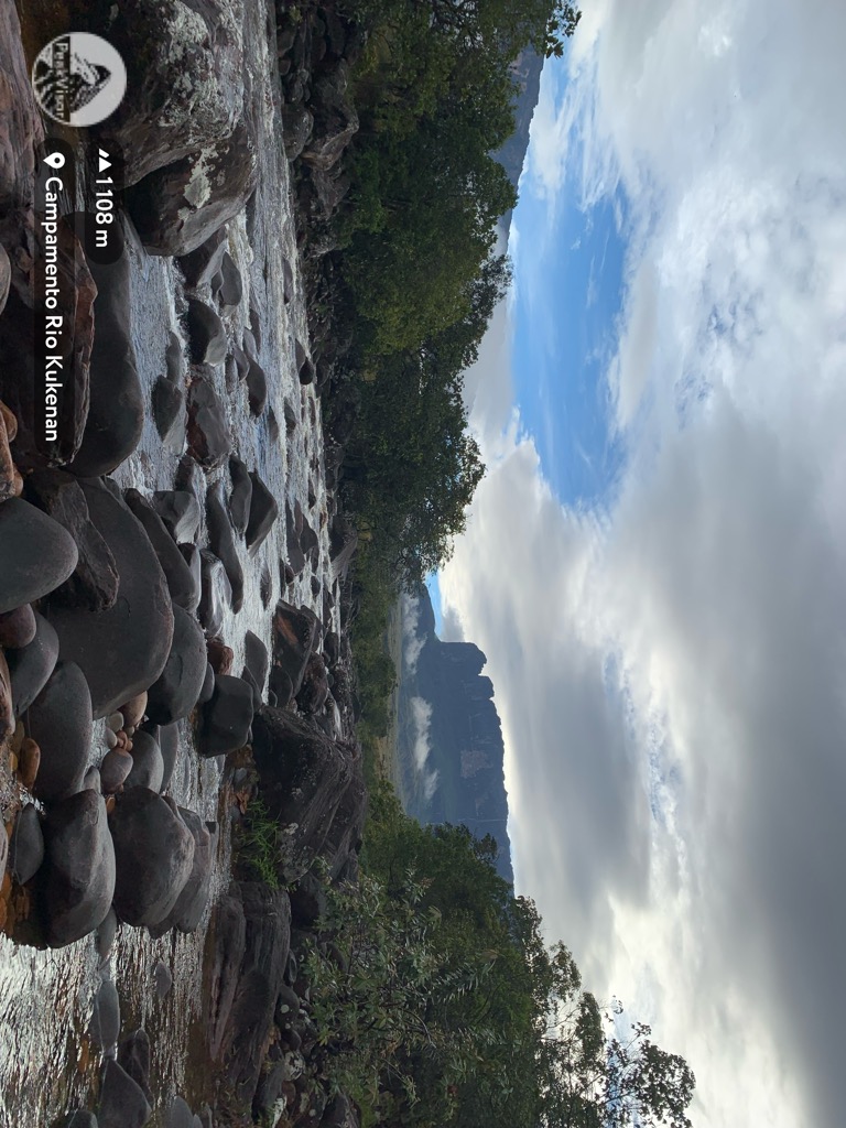 Campamento Rio Kukenan