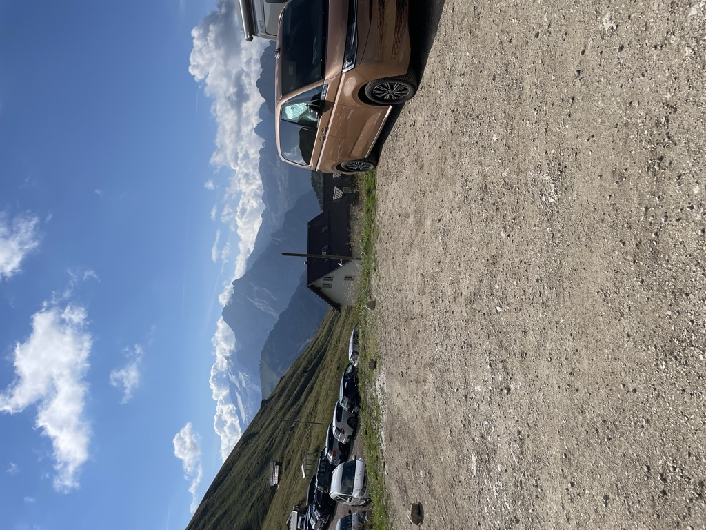 carlo-valentini-hut-3