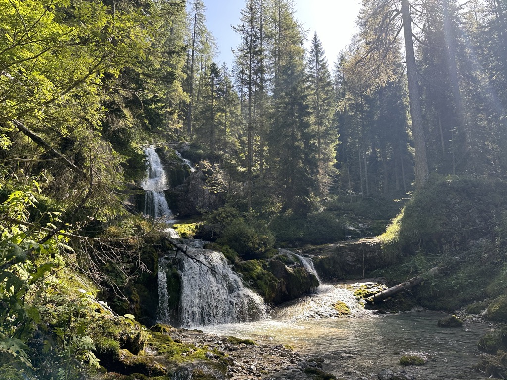 Photo №2 of Cascate alte