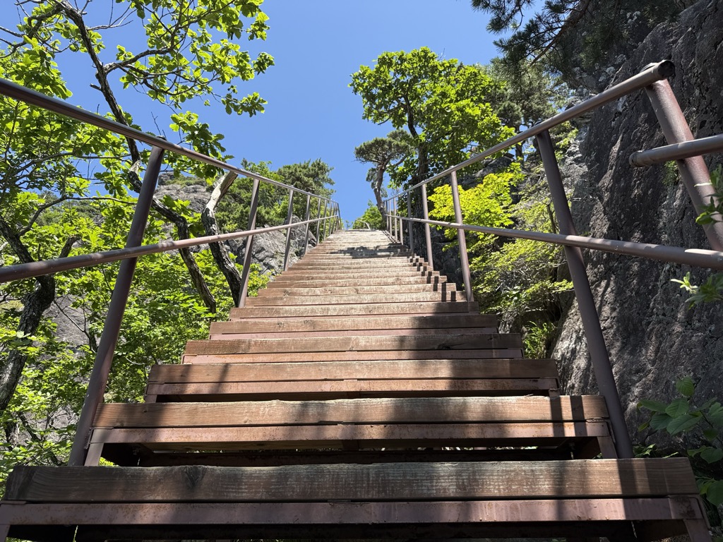 Photo №2 of Ceonsangyi Gyedan