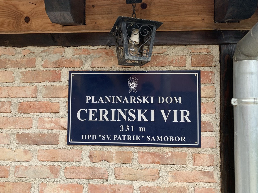 cerinski-vir
