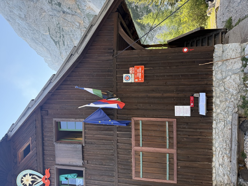Photo №2 of Češka koča na Spodnjih Ravneh