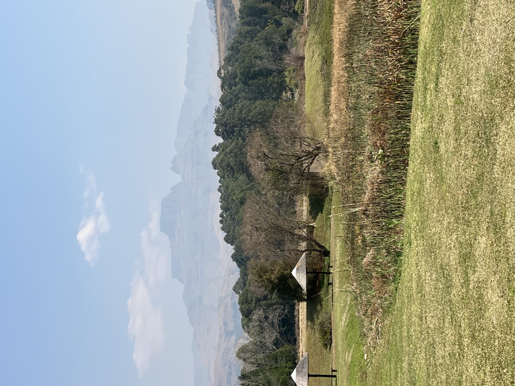 Photo №1 of Champagne Castle Buttress