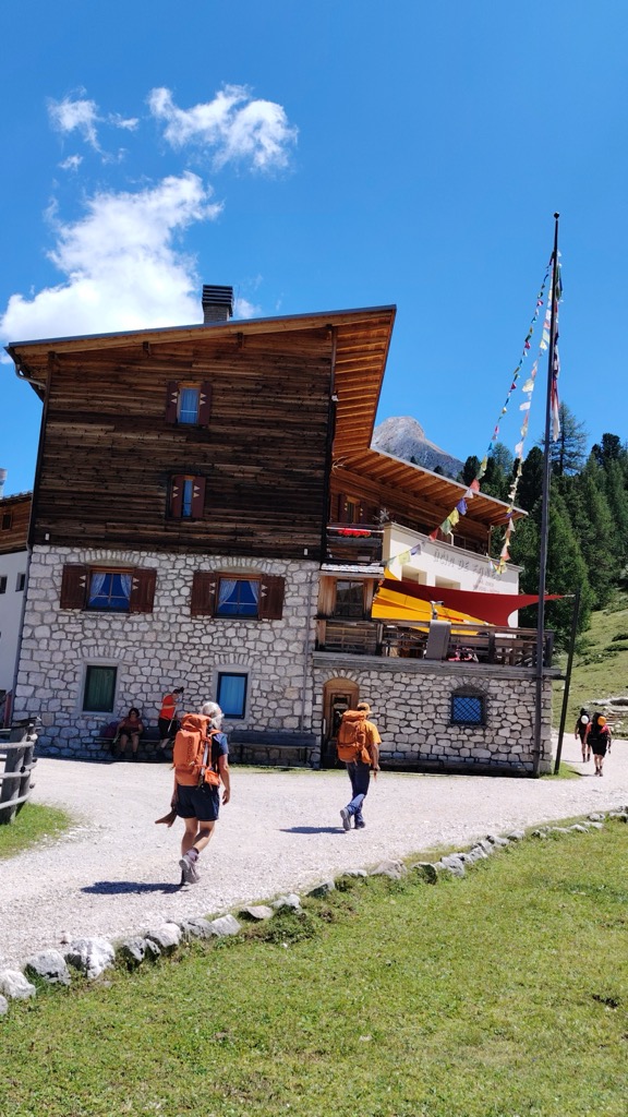 Rifugio Fanes