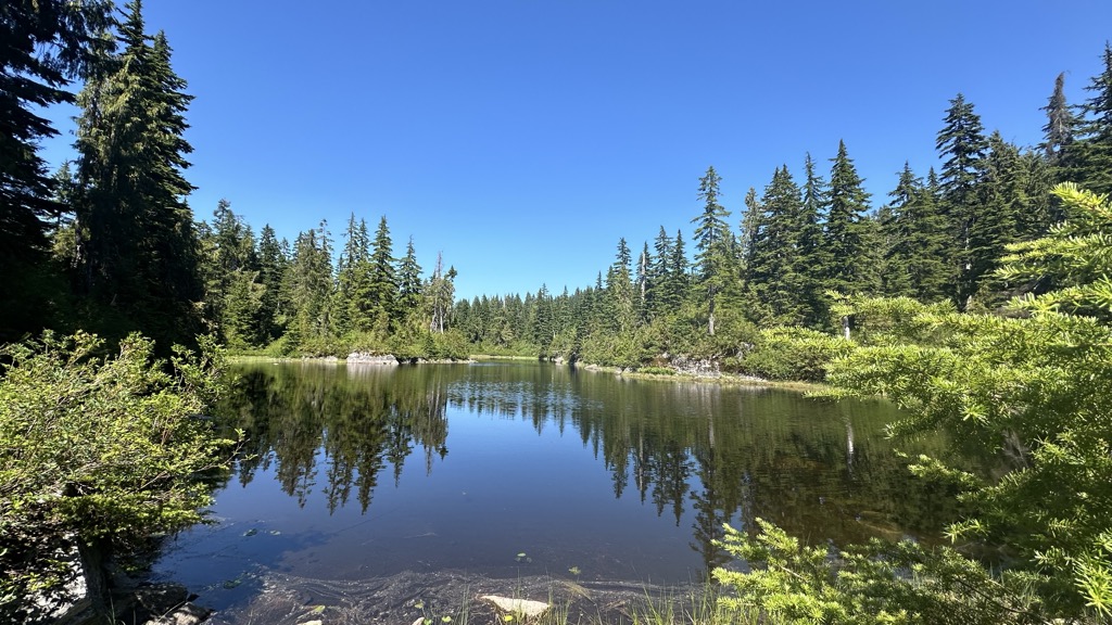 Hourglass Lake