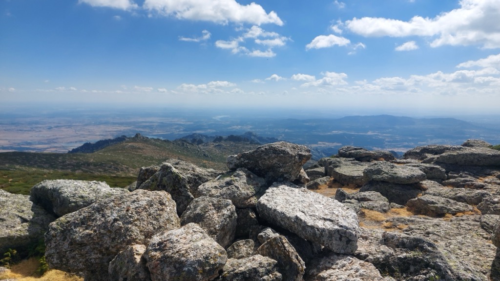 Asomate de Hoyos