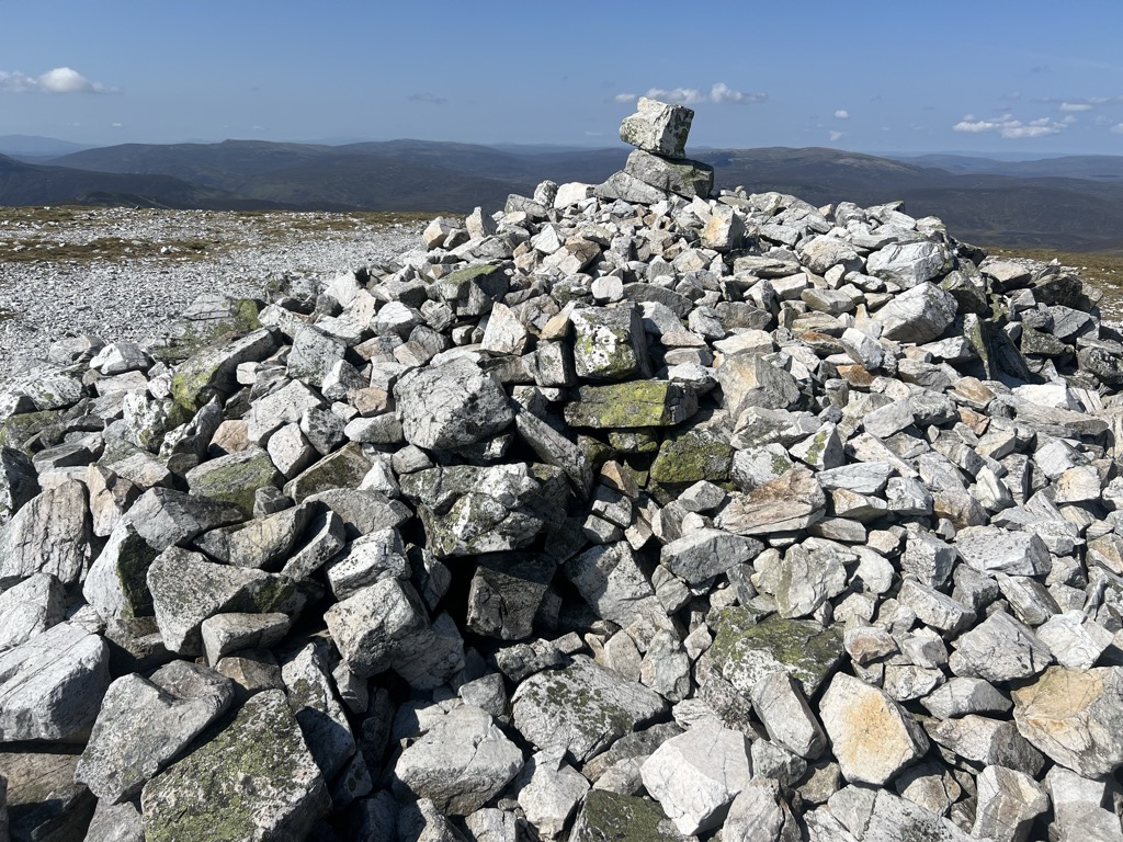 Beinn Iutharn Mhòr
