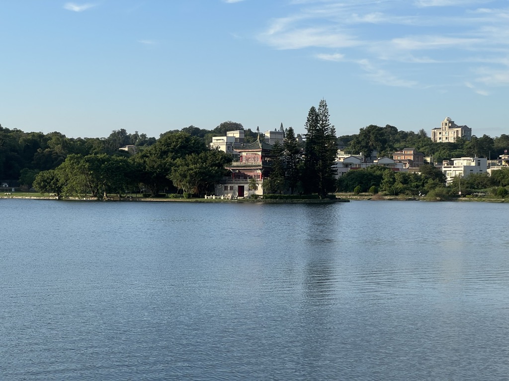 Gu'gang Lake