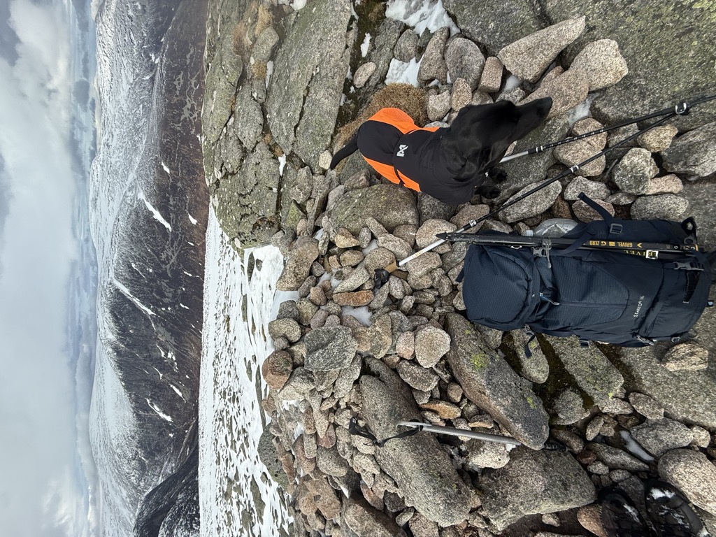 Broad Cairn