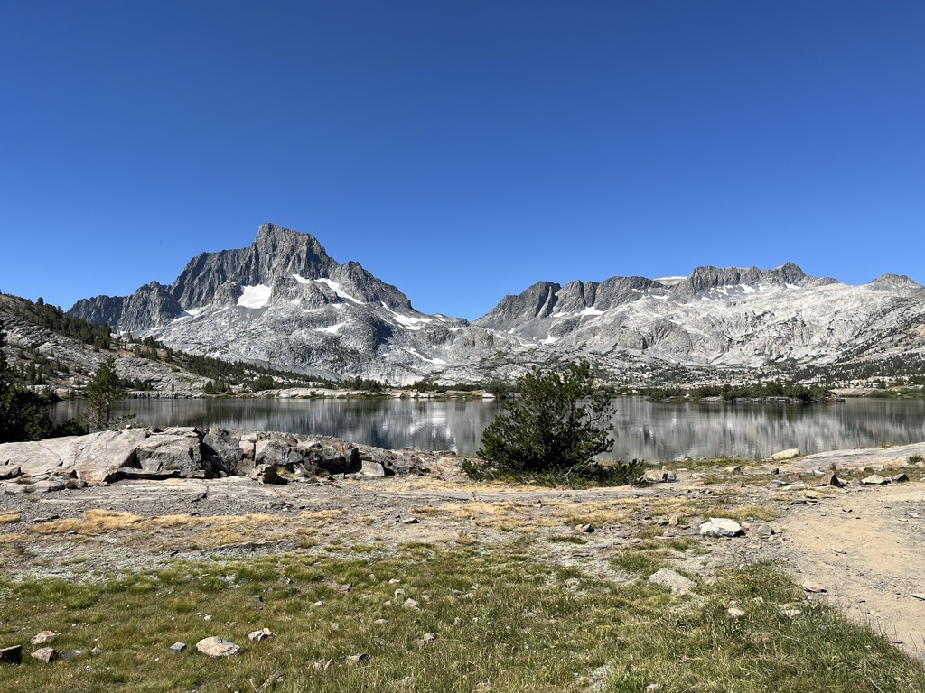 Thousand Island Lake