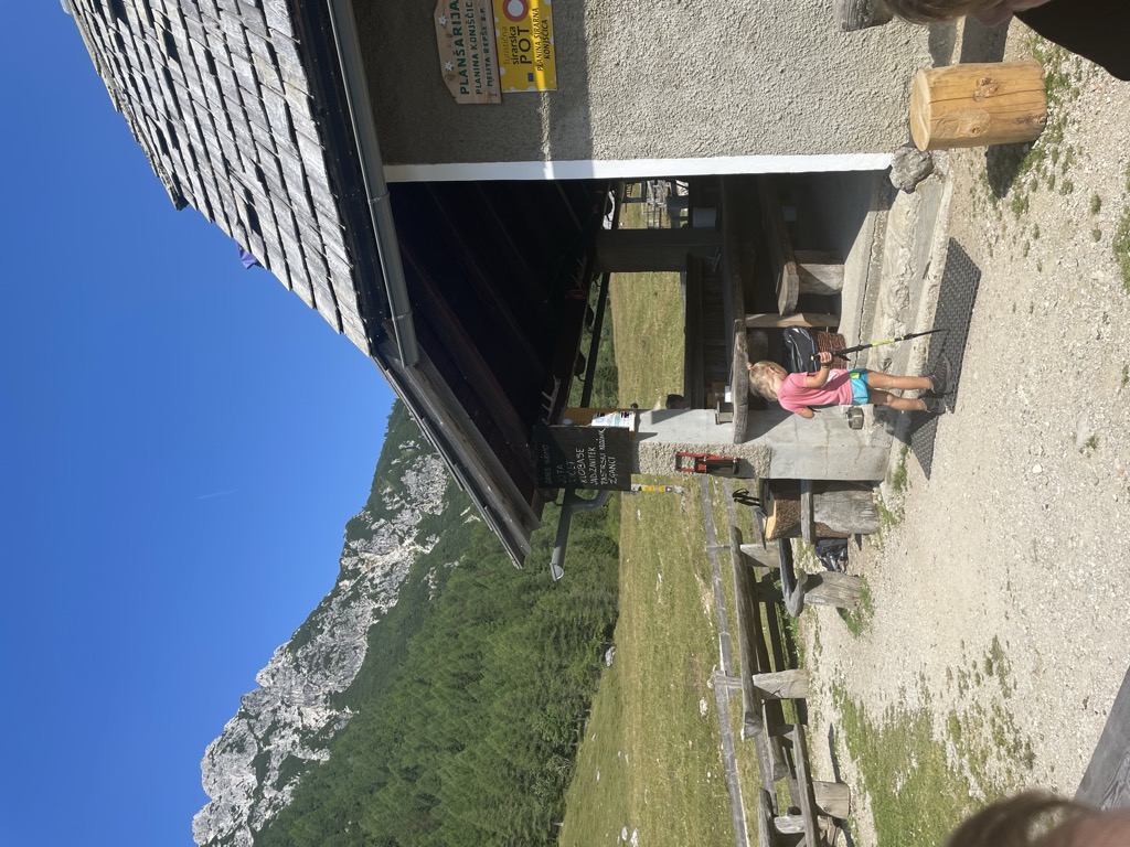 Pastirska koča na planini Konjščica