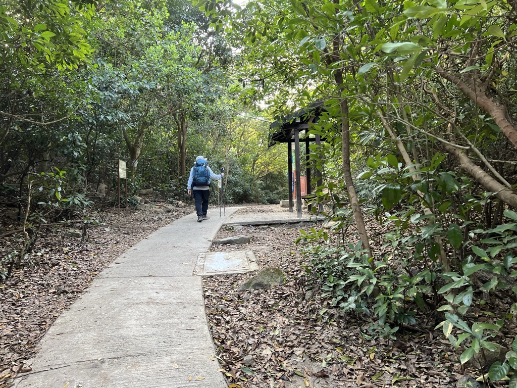 Tai Long Au