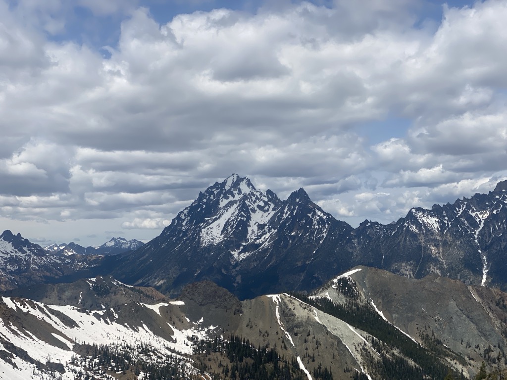 Earl Peak