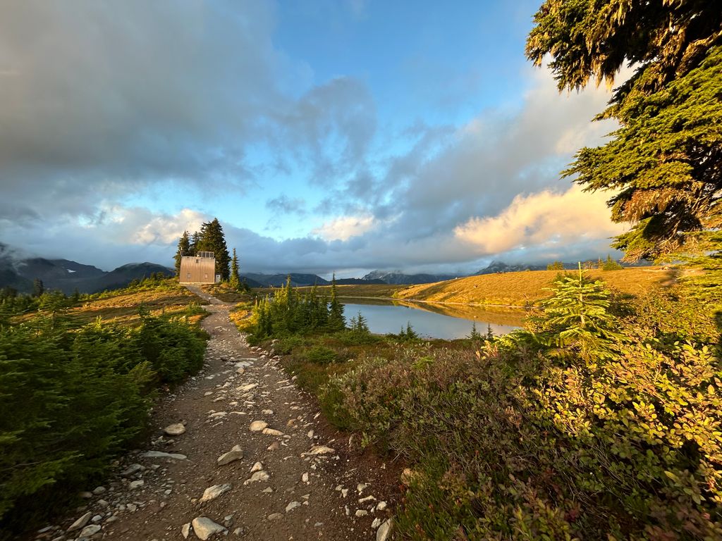 Elfin Lakes