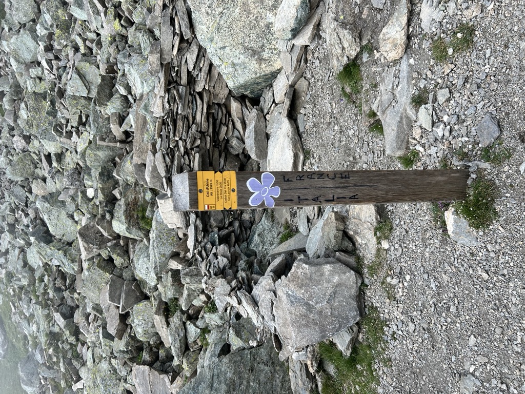 Photo №2 of Col d'Urine