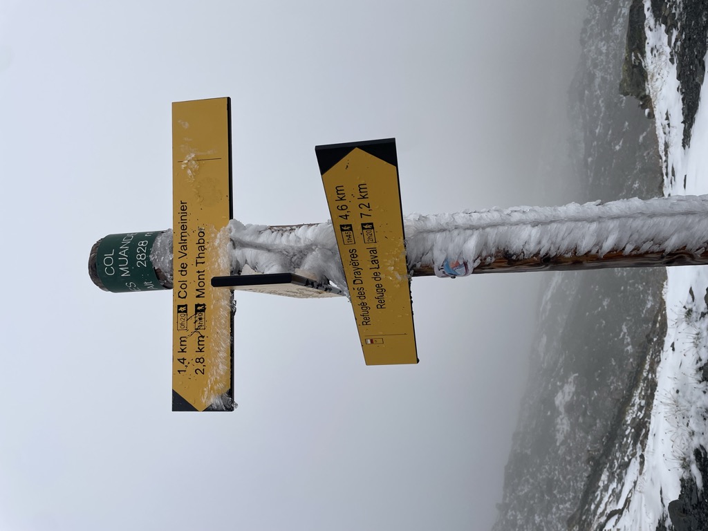 Photo №2 of Col des Muandes