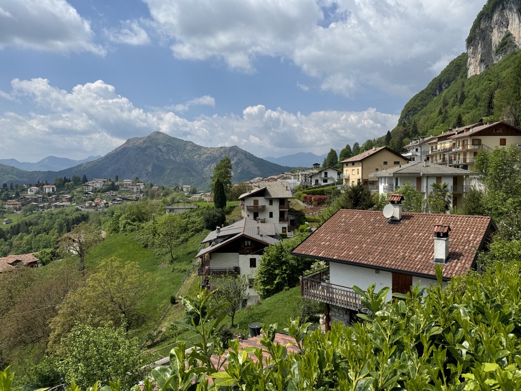 Photo №2 of Cornalba