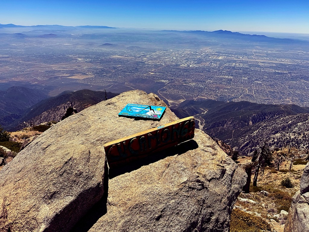 Photo №1 of Cucamonga Peak