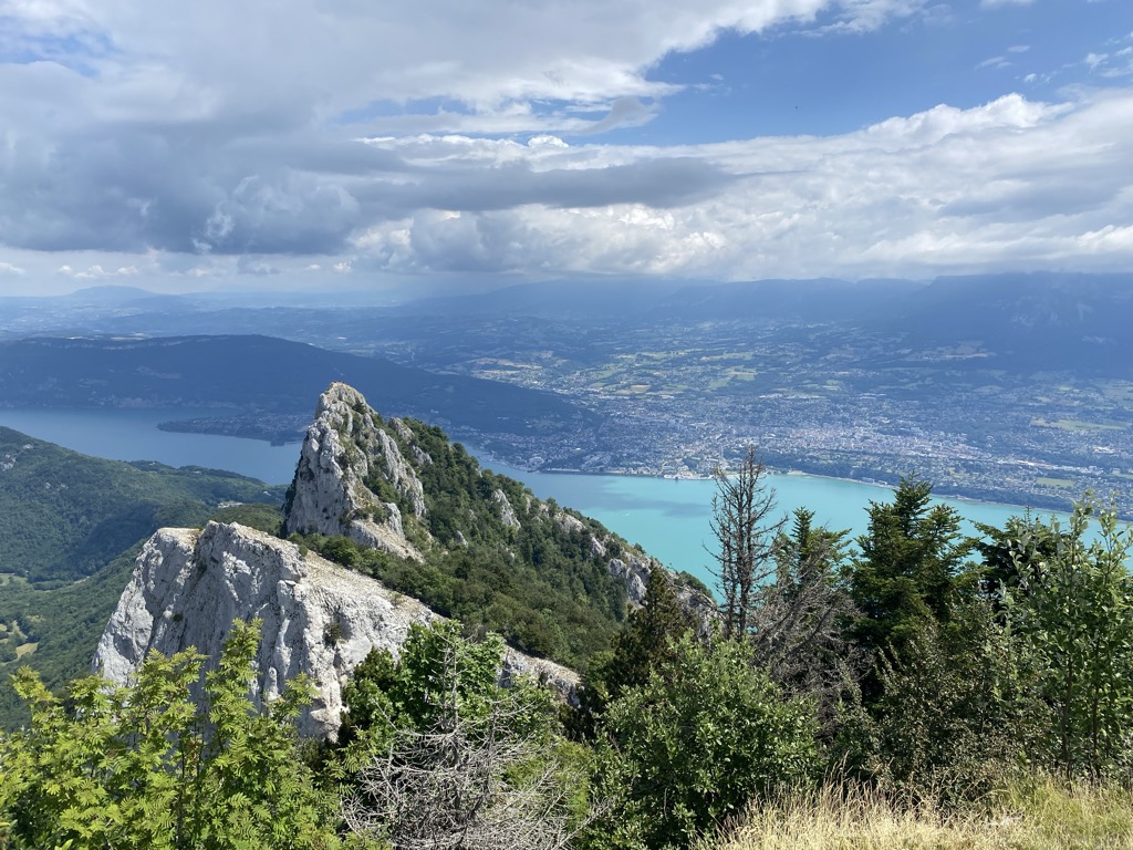 Photo №1 of Dent du Chat