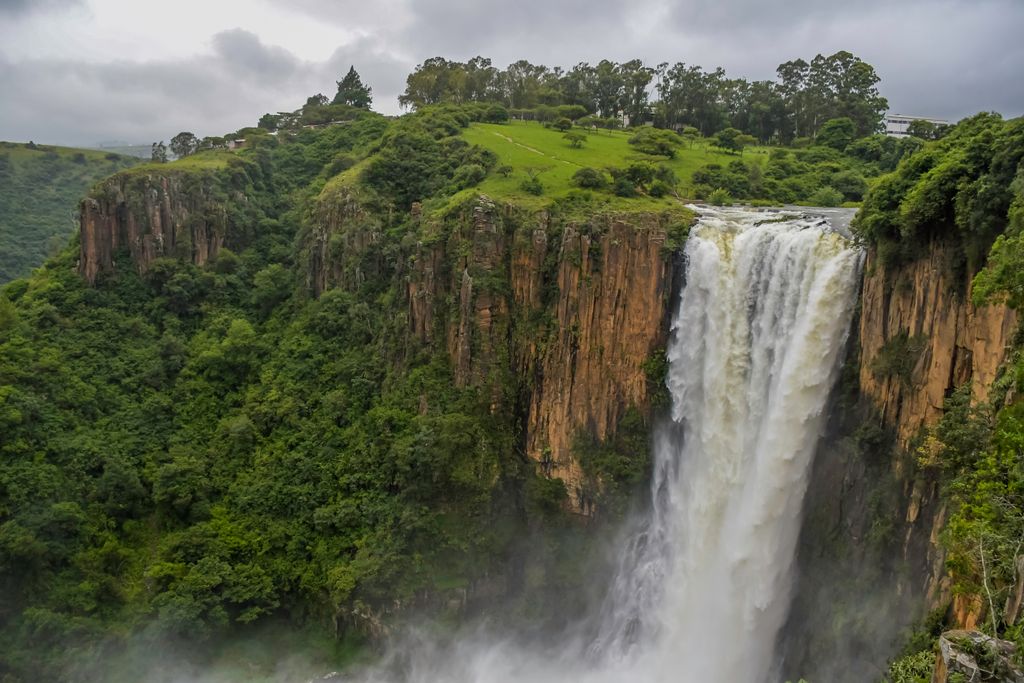 Howick Falls is less than 30 minutes from Pietermaritzburg. eThekwini Metropolitan Municipality