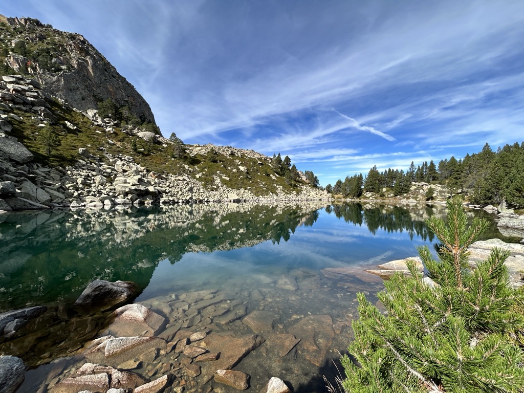Photo №3 of Estanys d'Ensagents