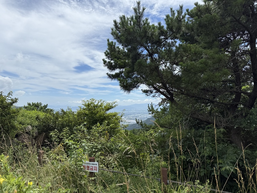 Photo №2 of Euisangbong