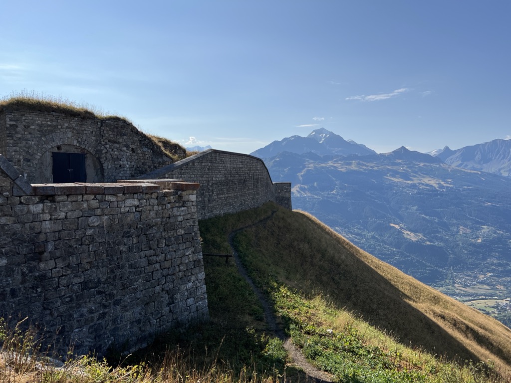 Photo №2 of Fort de la Platte