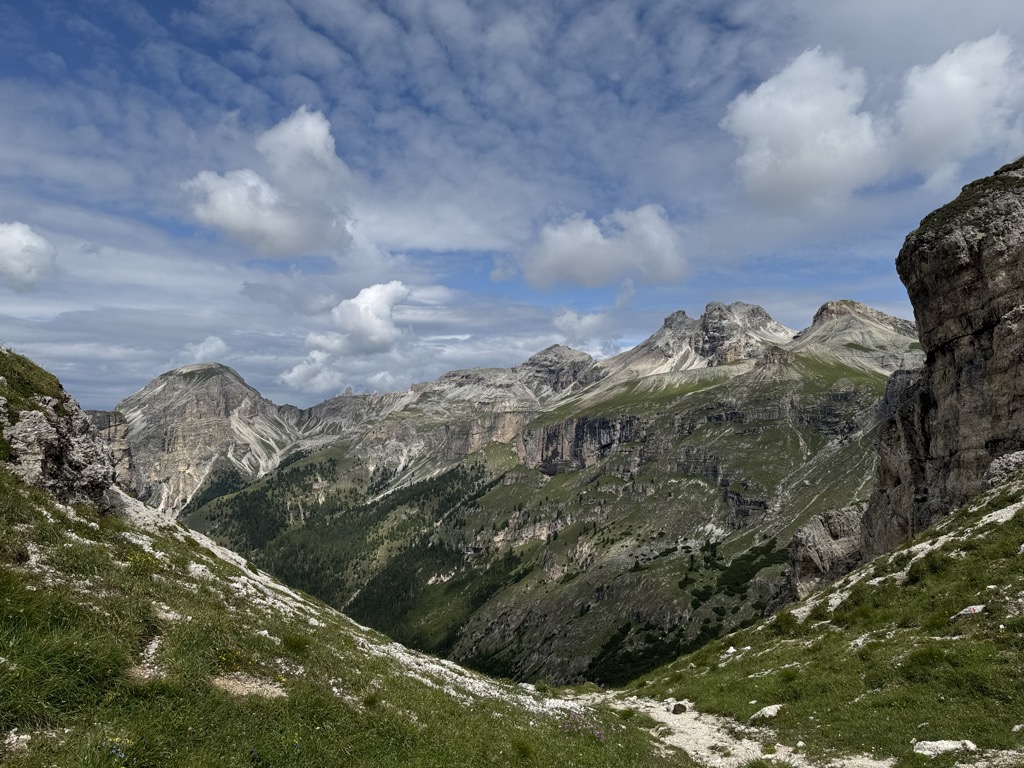 Photo №2 of Furcela de Ciampëi