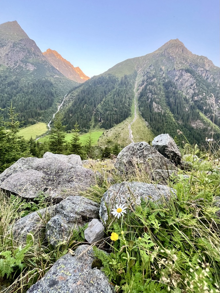 Photo №2 of Gahwinden