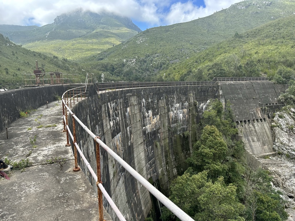 Photo №2 of Leaky Dam