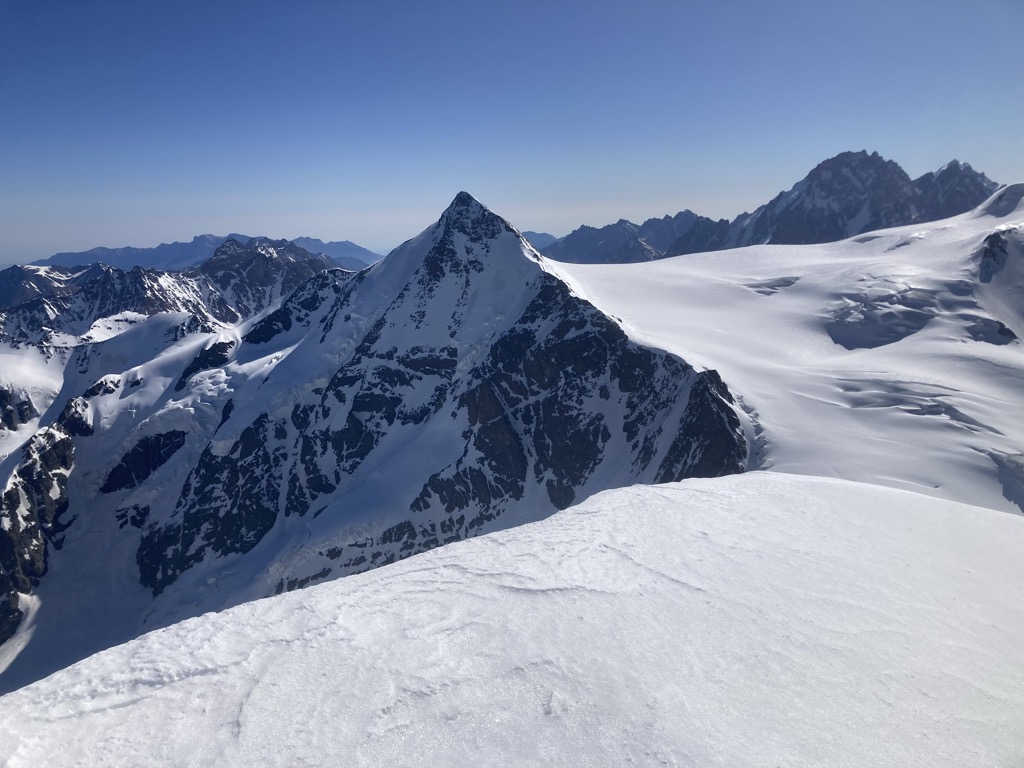 Photo №1 of Gistola