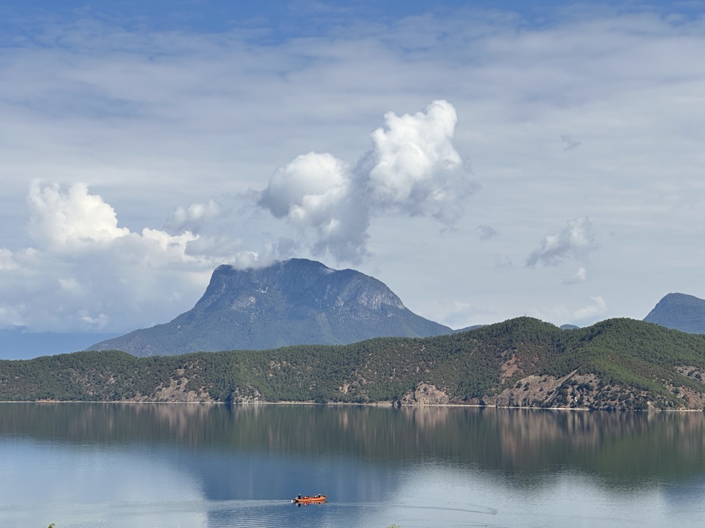 Photo №1 of Goddess Gemu Mountain